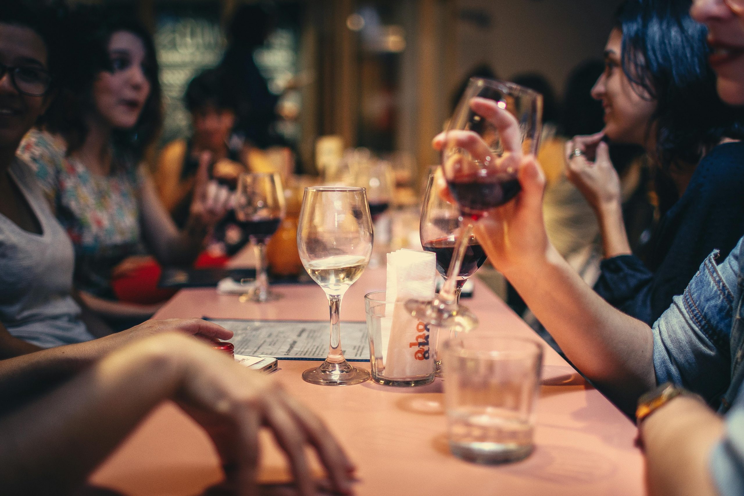 Bar, ambiance, Les Epicuriens